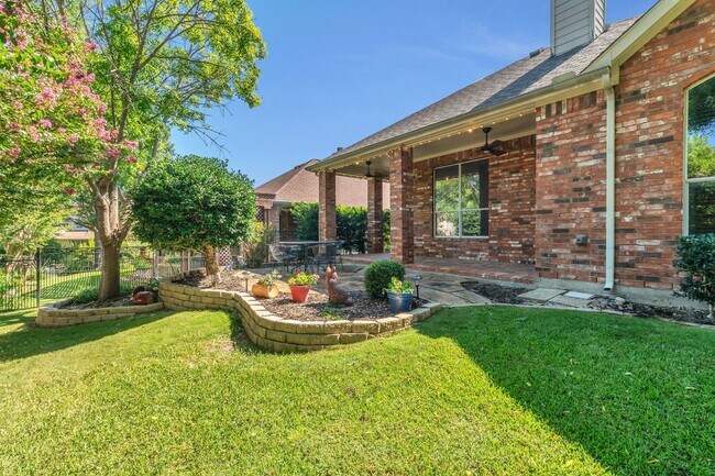 Building Photo - Herritage Ranch Gem