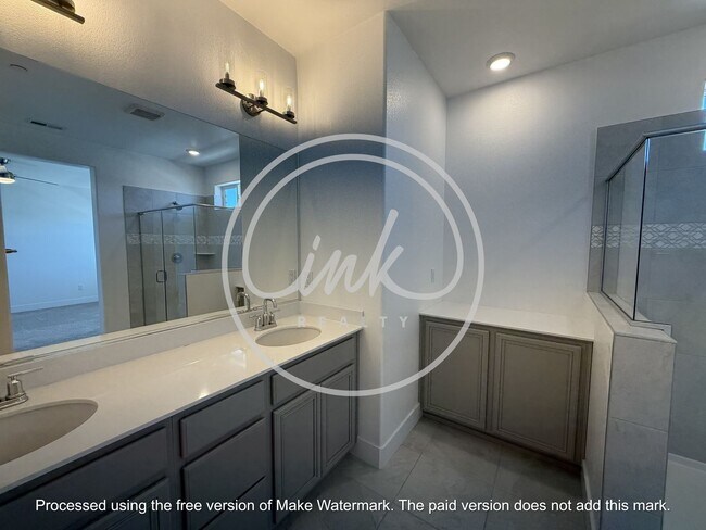 Building Photo - Beautiful Newly Built Townhome In Jenuane Community