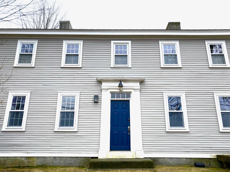Building Photo - 94 Portsmouth Ave