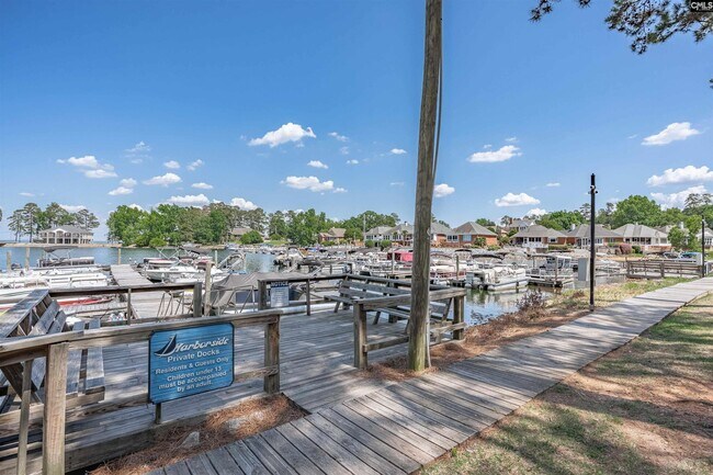 Building Photo - 301 Harbor Heights Dr