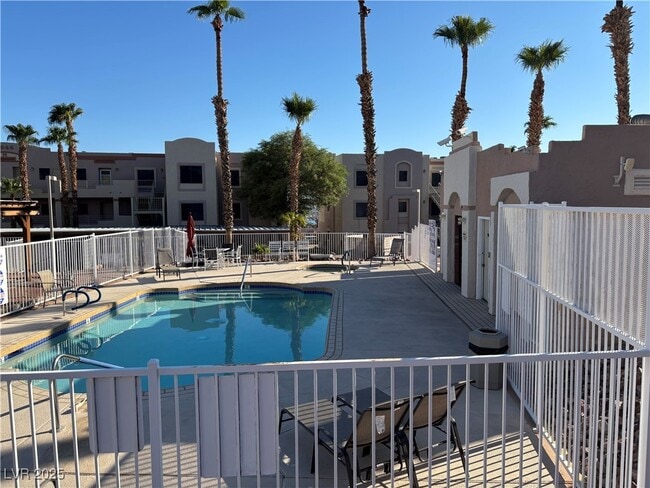 Building Photo - 2068 Mesquite Ln