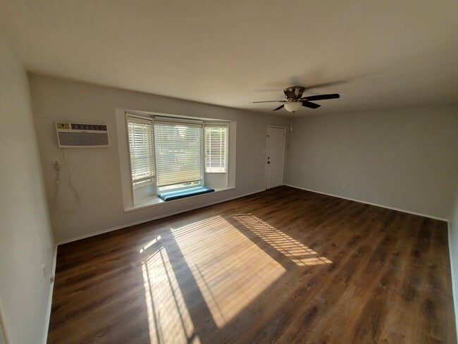 Building Photo - CHARMING 2 BEDROOM HOUSE IN GLENDORA