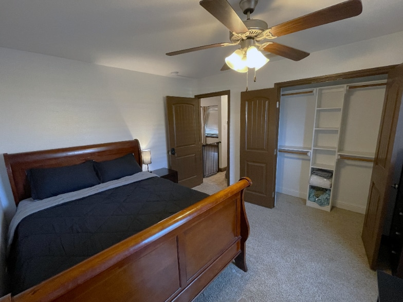 Building Photo - 3002 Oakley St