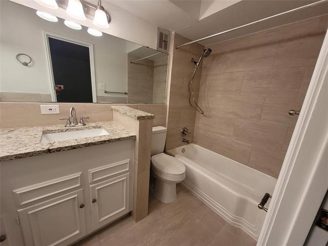 Building Photo - 2303 Ridgmar Plaza