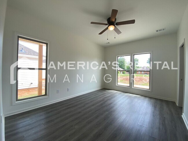 Building Photo - Home for Rent in Montgomery!!! DEPOSIT PENDING!