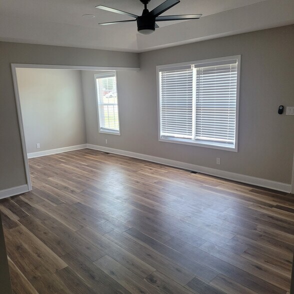 Living Room - 573 Anita Dr