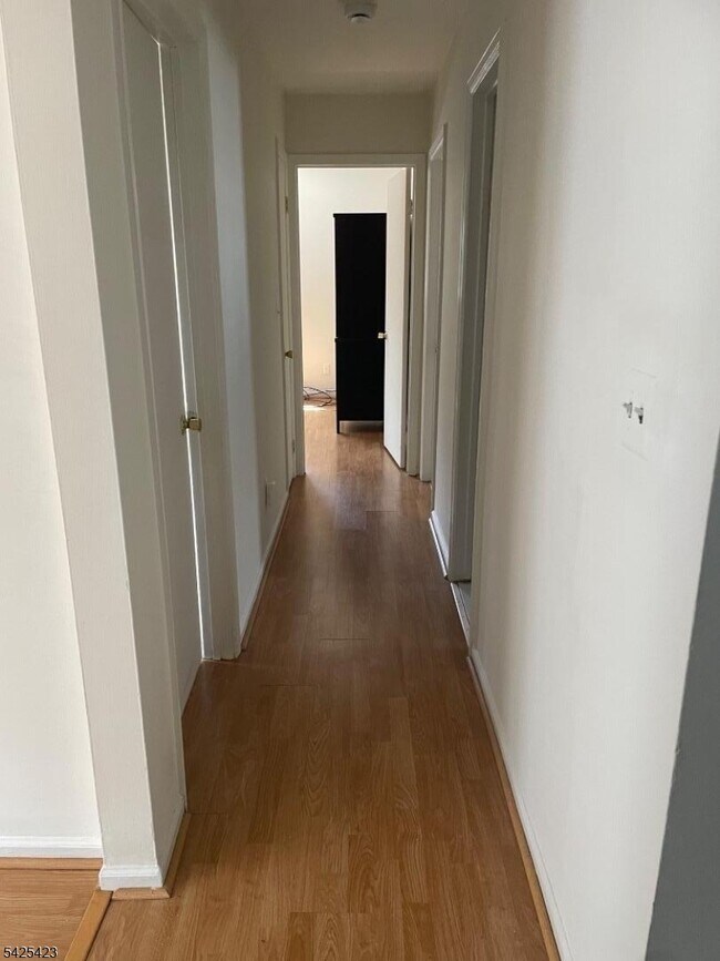 Building Photo - 107 Madison Ave