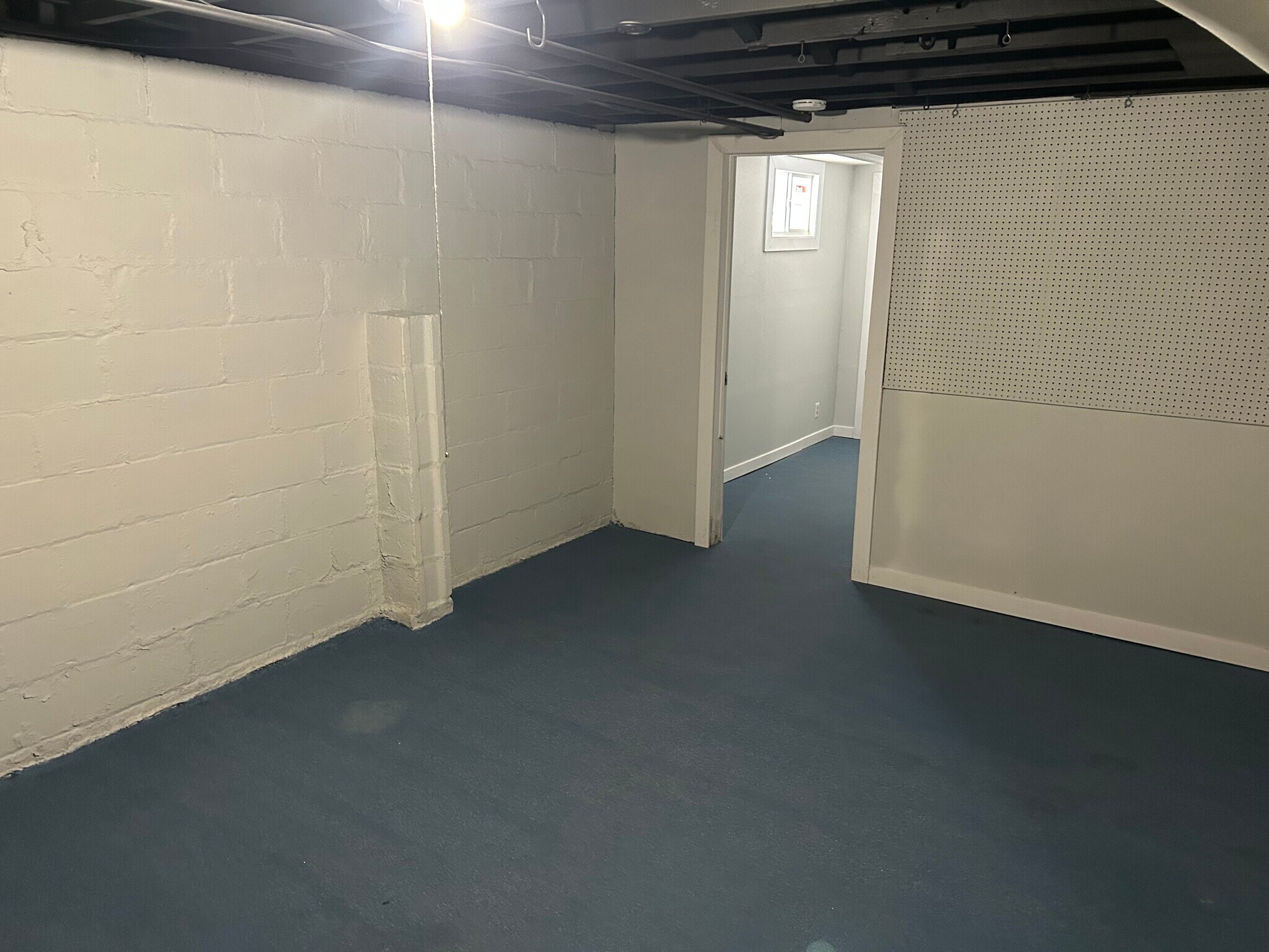 Building Photo - 2003 W Alice Ave