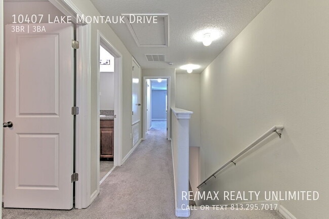 Building Photo - 10407 Lake Montauk Dr