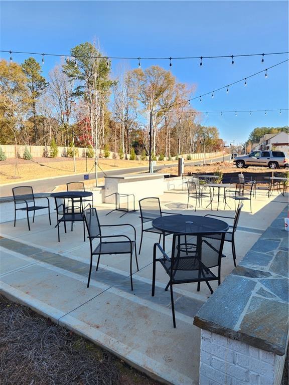 Building Photo - 221 Brownlee Rd