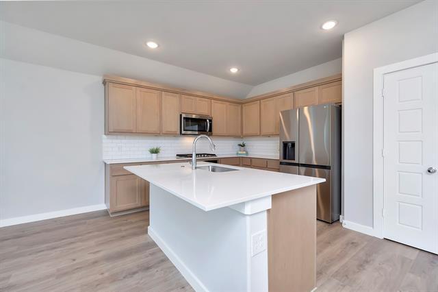 Building Photo - 2657 Keokuk St