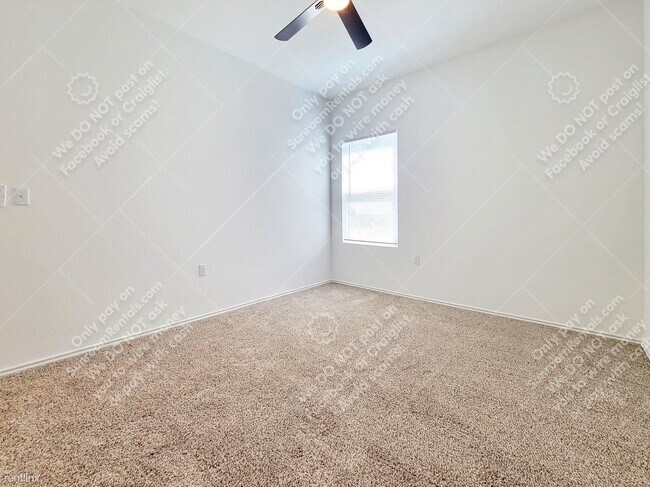 Building Photo - 3 br, 2 bath House - 2604 Shimsham Dr
