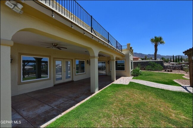 Building Photo - 6732 Pearl Ridge Dr