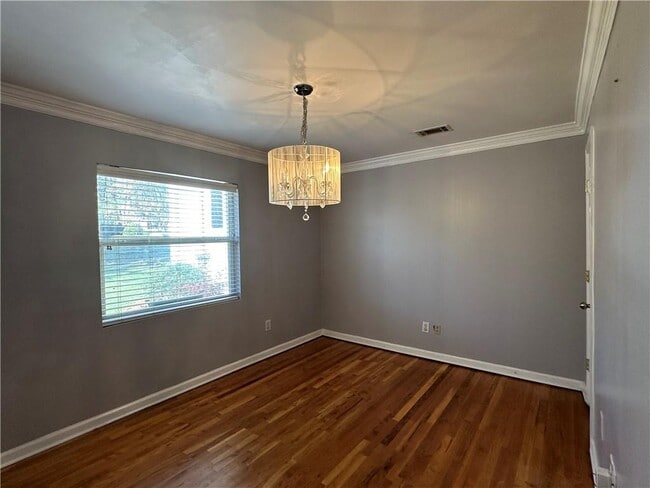 Building Photo - 1511 Stone Gate Ln SE