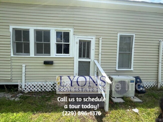Building Photo - 315 S Berrien St