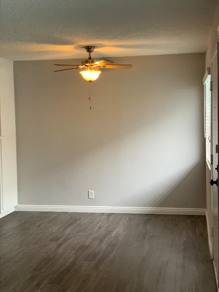 Building Photo - 3708 Spencer St