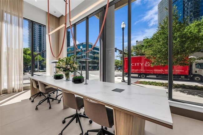 Building Photo - 275 1st Ave S