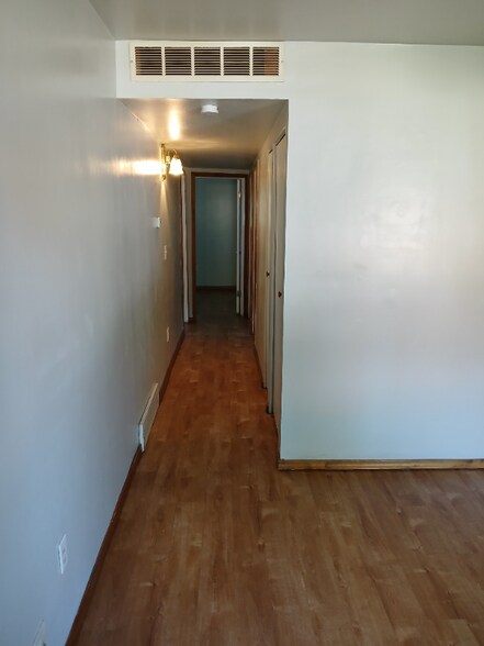 Building Photo - 26327 McDonald St