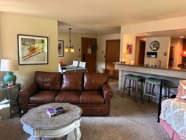 Building Photo - 1653 Oro Grande Dr