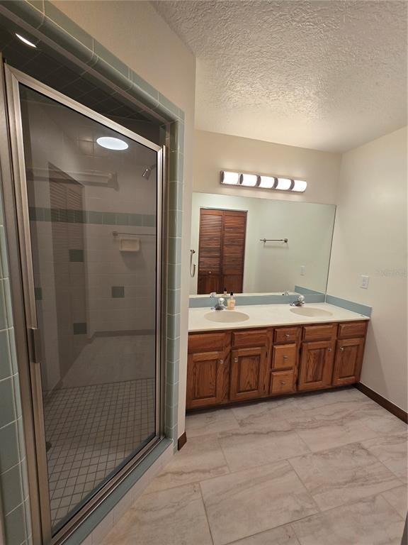 Building Photo - 2991 Biron Rd