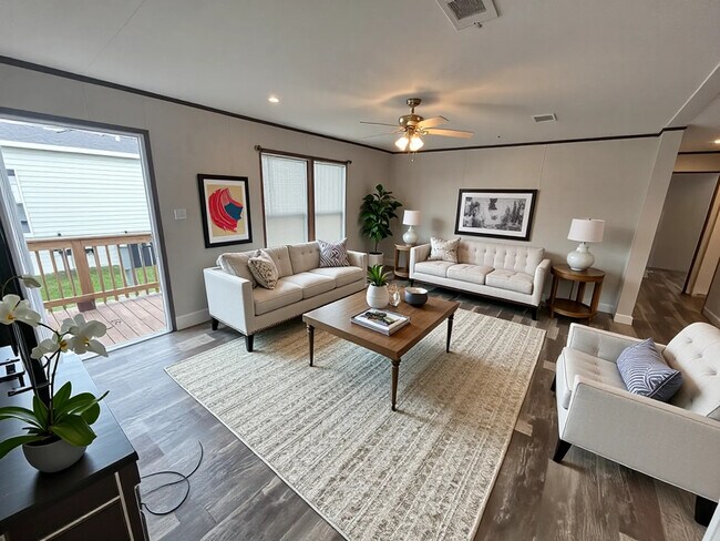 Building Photo - 113 Atakapa Ct