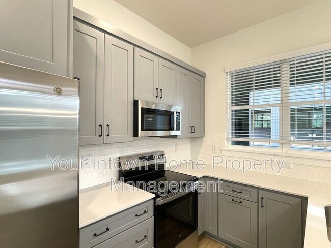 Building Photo - 1133 Kinght Walk