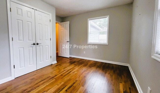 Building Photo - Inviting 3 BD | 2 BA Home with Big Backyard in West Linn