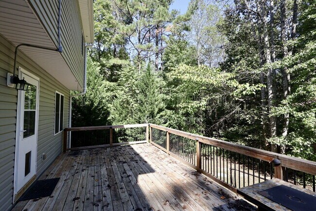 Building Photo - 15831 Haggis Dr