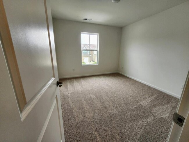 Building Photo - 7120 Mapleside Ln