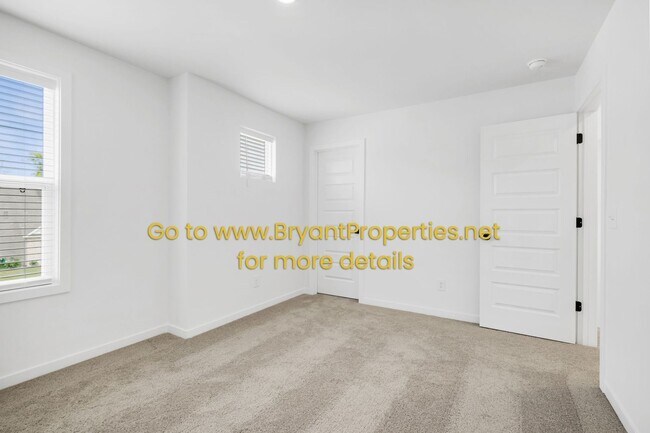 Building Photo - Gallatin - New 4-Bedrooms, 2.5 Baths