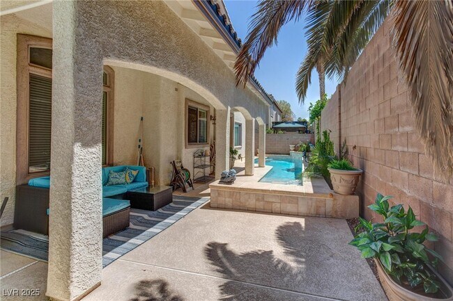 Building Photo - 875 Chaste Ct