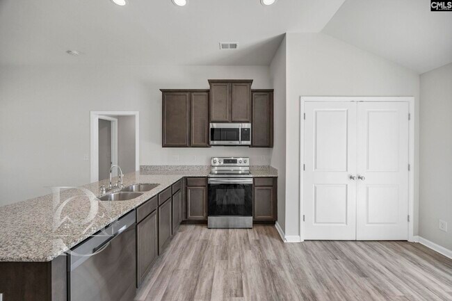 Building Photo - 235 Drayton Hall Rd