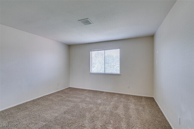Building Photo - 1751 E Reno Ave