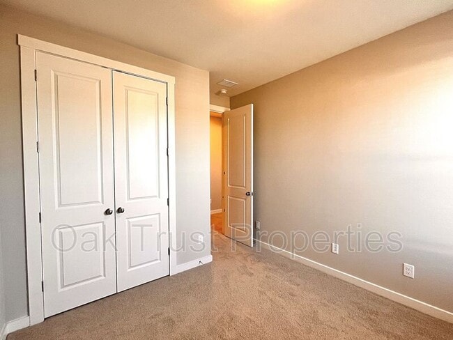 Building Photo - 117 Summer Tanager Dr