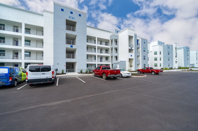 Building Photo - 3121 Paradox Cir