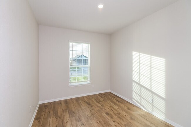 Building Photo - 7515 Tipton Meadow Way