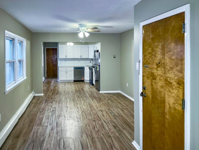 Building Photo - 340 Broadway