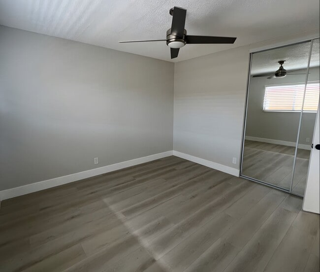 Building Photo - 6332 S Crenshaw Blvd