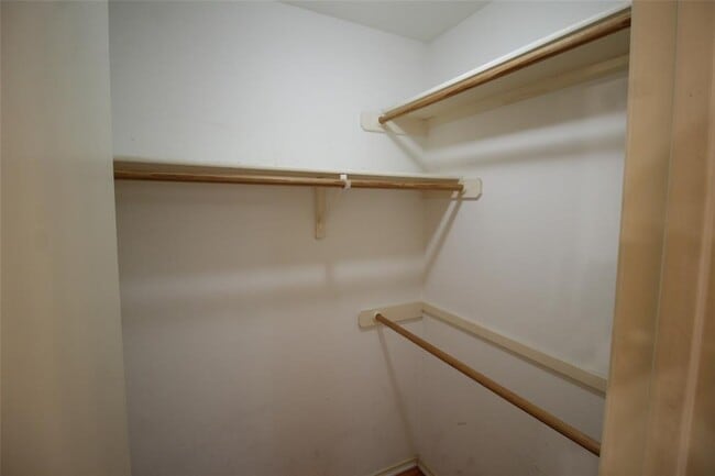 Building Photo - 9702 Nightjar Dr