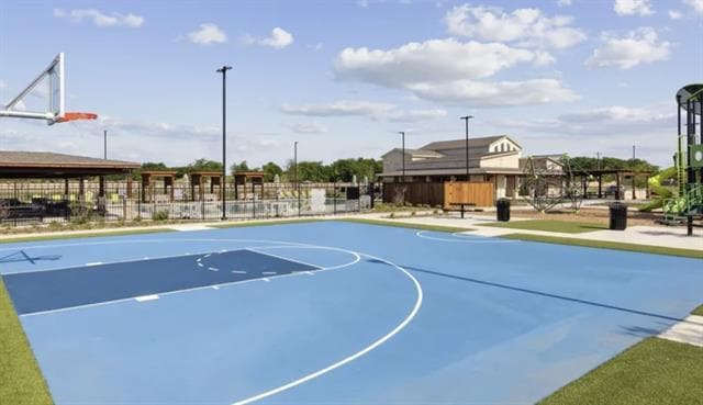 Building Photo - 613 Clover Crk Dr