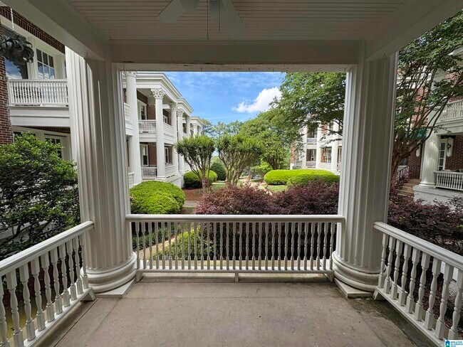 Building Photo - 3809 12th Ct S