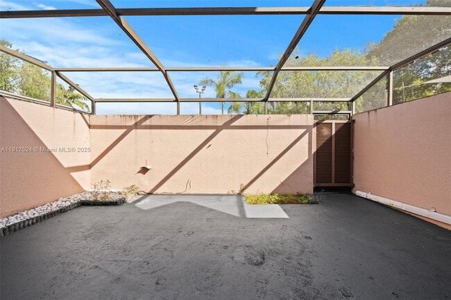 Building Photo - 1017 NW 124th Ave