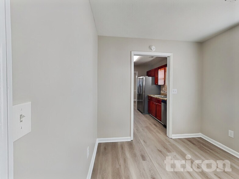 Building Photo - 265 Whistle Way