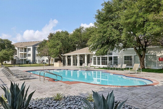 Avonmoras pool blends sleek design with modern amenities for the ultimate resident experience. - Avonmora Apartments