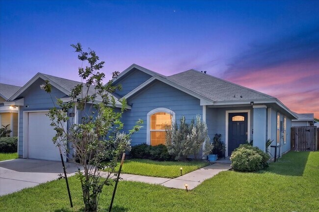 Building Photo - 6769 Mikayla St