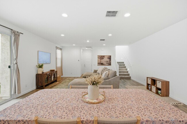 Building Photo - 3251 S Lotus