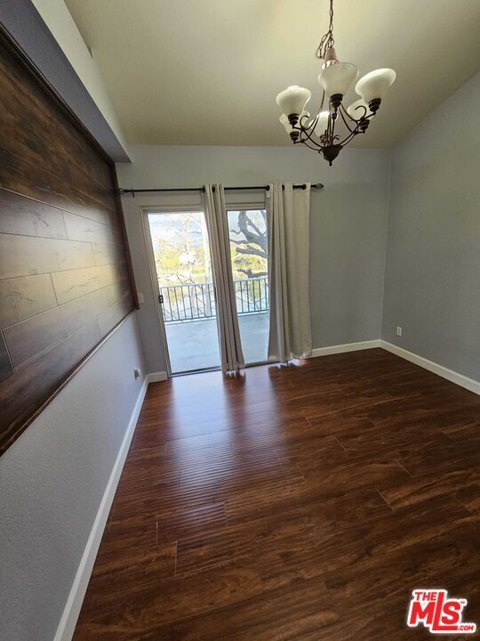 Building Photo - 290 Ridgeton Ln