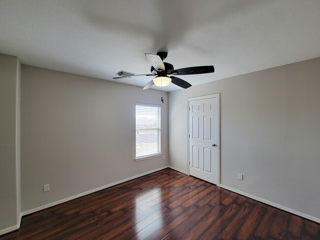 Building Photo - 24534 San Pellino Dr