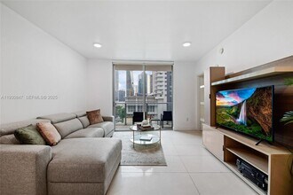 Building Photo - 1100 S Miami Ave