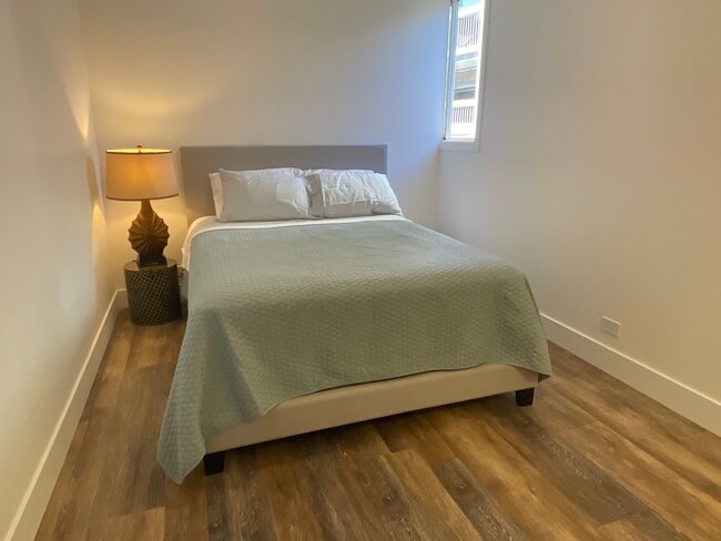 Building Photo - 435 Seaside Ave